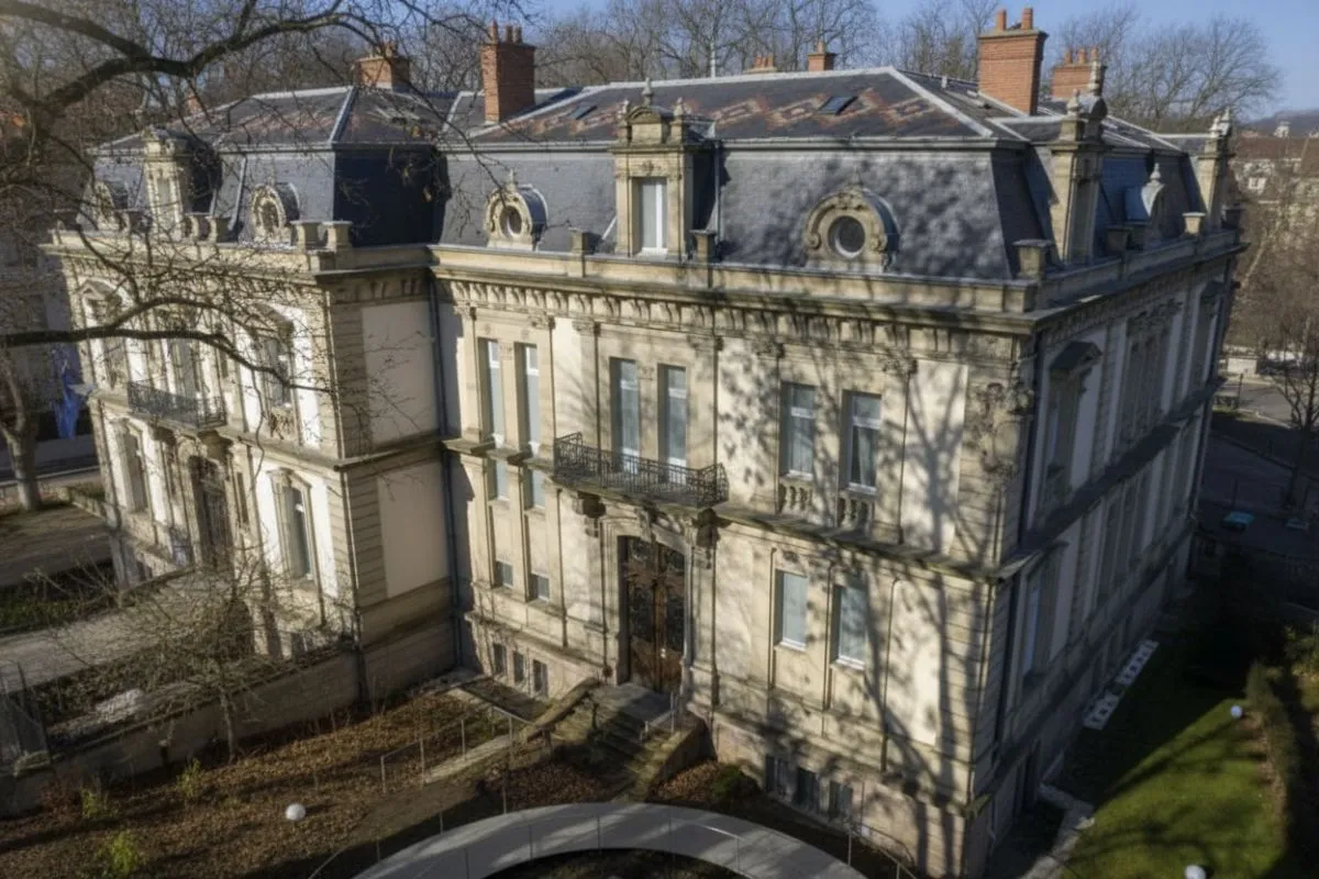 The exterior of the Musée Tomi Ungerer located in the historic Villa Greiner